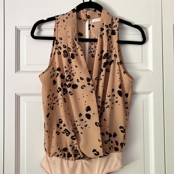 Lush bodysuit blouse - Picture 7 of 7